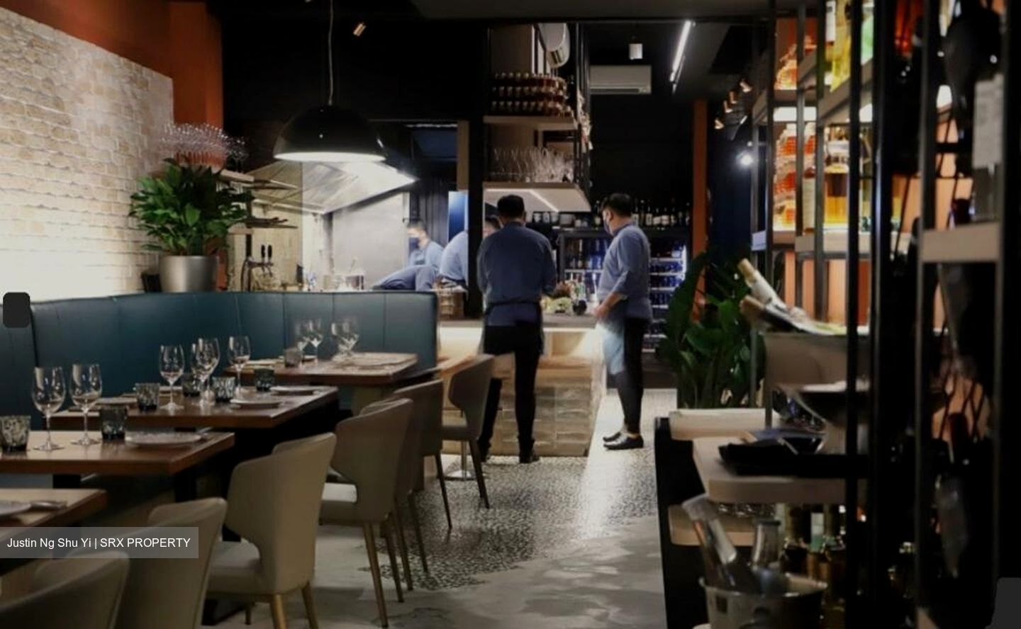 Craig Place (D2), Retail #453209341